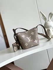 LV All In BB Taupe Gray - M13045 - size: 18 x 12 x 16 cm - 1