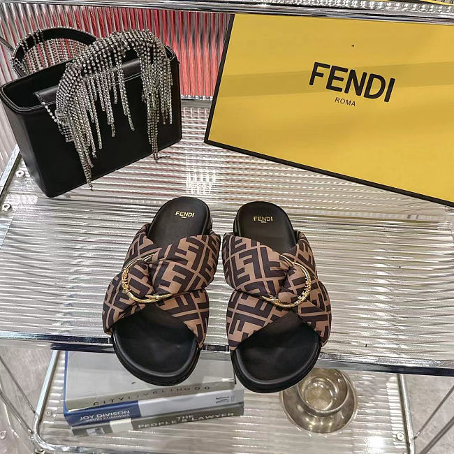 Fendi flat slippers Brown  - 1
