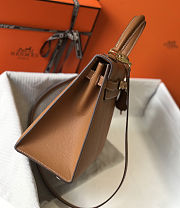 Hermes Kelly Handbag in Gold and Brown : size 25cm - 2