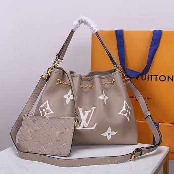 LV Bundle Bag Grey - size: 28 x 20 x 11.5cm