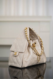 CHANEL 25 Small Handbag Beige - size: 30×26×14cm - 3