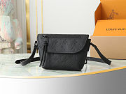 LV Pulse Wearable Wallet Black - M12636 - size: 22.5×16× 5cm - 1
