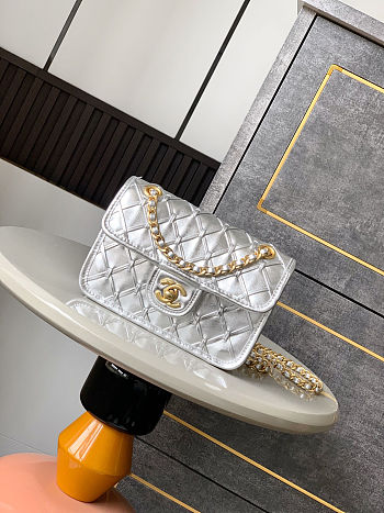 Chanel Mini flap bag Silvery - 13x19x5.5 cm