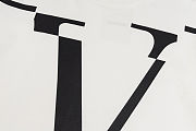 Valentino V letter LOGO printing logo - 2