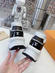 LV Run 55 Sneaker Black  - 4
