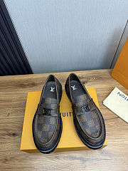 LOUIS VUITTON Major Loafers Brown - 2