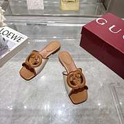 Gucci Women's Interlocking G slide sandal - 1