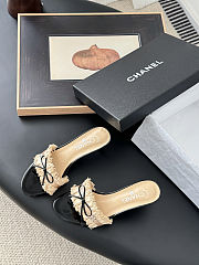 Chanel White/Black Ruffled Fabric CC Bow Slide Sandals - 3