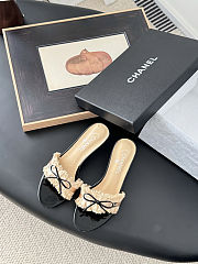 Chanel White/Black Ruffled Fabric CC Bow Slide Sandals - 1