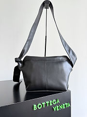 Bottega Veneta Men Small Sawyer in Black - size: 25 x 17 x 12cm - 3