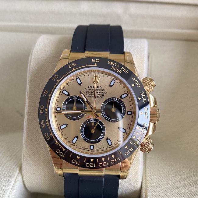 Rolex Cosmograph Daytona  - 1