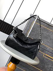 CHANEL Medium Ultimate Soft Tote Black - size 30x20x12cm - 1