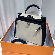 HERMES Toile Quadrille Swift Kelly White Black - size: 25x10x18cm - 2
