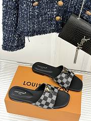 LV Slides Black  - 2