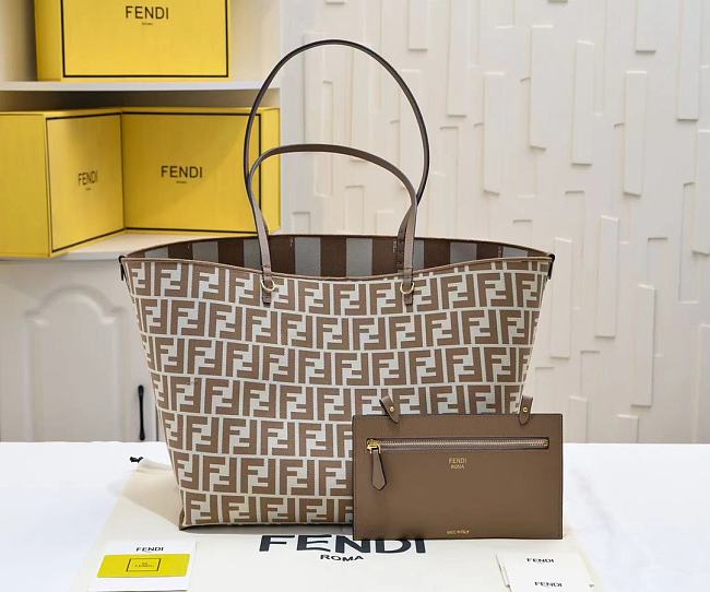 Fendi Roll Large Reversible shopper in Pequin - size: 35x22×19.5CM - 1