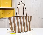 Fendi Roll Large Reversible shopper in Pequin - size: 35x22×19.5CM - 5
