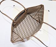 Fendi Roll Large Reversible shopper in Pequin - size: 35x22×19.5CM - 3