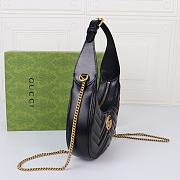 Gucci GG Marmont Half Moon Black - 21.5x11x5cm - 5