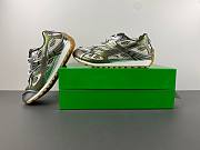 Bottega Veneta Orbit Mud White  - 2