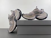Balenciaga 6XL Sneakers - 815859 W2MV2 2211 - 2