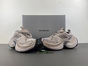 Balenciaga 6XL Sneakers - 815859 W2MV2 2211 - 3