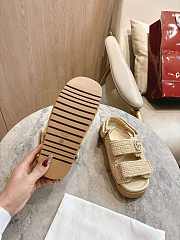 Gucci Women's sandal with Double G Beige - 4