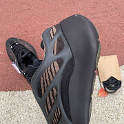 Adidas Yeezy 700 V3 'Clay Brown' - GY0189 - 6
