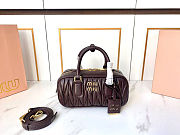 Miu Miu Arcadie matelassé leather tote bag in brown - size: 22X10.5X7.5 cm - 1