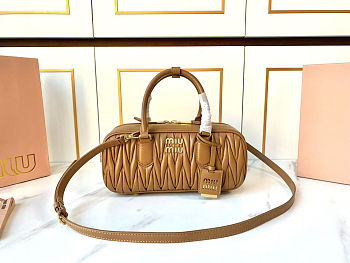 Miu Miu Arcadie matelassé nappa leather bag Caramel - size: 27X12X9Cm