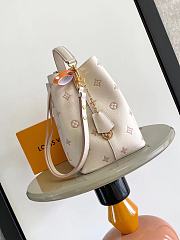 LV NéoNoé MM Monogram Empreinte Leather - size: 26 x 17.5 x 26cm  - 5