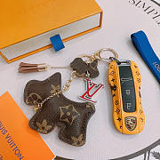 LV brown dog keychain monogram - 6
