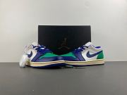 Air Jordan 1 Low Blends Abstract Blocking With Throwback Mavs Colors 553558-147 - 3