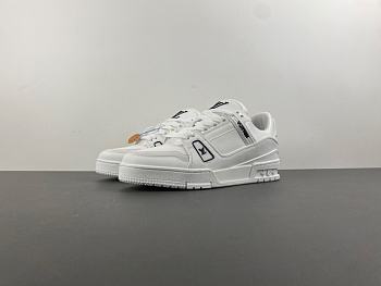  LV Trainer Sneaker all white 1AIKUB