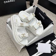 Chanel Dad Sandals high-quality eather with signature quilted detailing white - 3