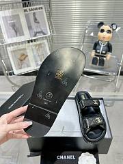 Chanel Dad Sandals high-quality eather with signature quilted detailing black - 6