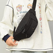AIR JORDAN Sports crossbody bag with convenient phone holder black - 1