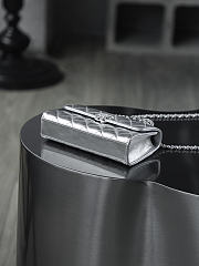 Chanel Classic Flap Metallic Silver 18x11x6.5cm - 3