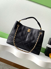 Chanel Large Shopping Tote – Black & Gold size 36cm - 1