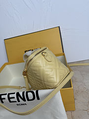 FENDI mini Vanity FF-motif crossbody bag size 11x5.5cm - 4