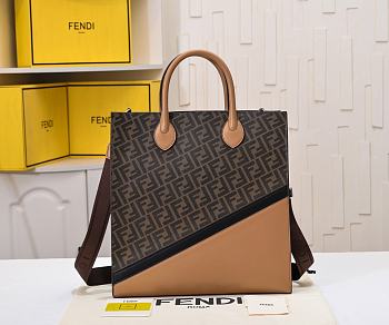 Fendi Zucca Vertical Tote Bag in Brown Coated Canvas Red size 36x14x38 cm