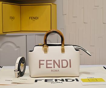Fendi By The Way Boston mini handbag white 17x8x12cm 