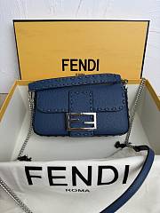 Fendi Women's Navy Baguette Mini Leather Shoulder Bag 19.5x4.5x13cm - 1