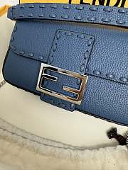 Fendi Women's Navy Baguette Mini Leather Shoulder Bag 19.5x4.5x13cm - 3