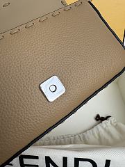 Fendi Women's Brown Baguette Mini Leather Shoulder Bag 19.5x4.5x13cm - 2