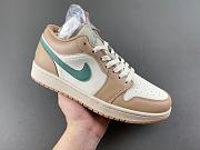 Air Jordan 1 Low ‘Light Brown’ DC0774-130 - 3