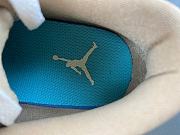 Air Jordan 1 Low ‘Light Brown’ DC0774-130 - 2