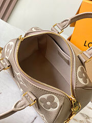 LV Speedy Bandoulière 20 Da Bicolor Monogram Empreinte 20.5*13.5*12CM - 4