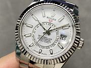 Rolex Sky-Dweller watch: Oystersteel and white gold - m336934-0004 - 1