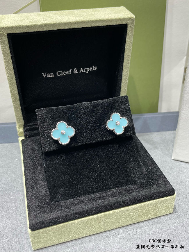 Ladies Clover Blue Sky Silver Earrings - 1