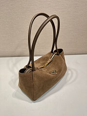 Prada Darling medium suede Cocoa Brown Shoulder Bag size 28x18x11 cm - 4